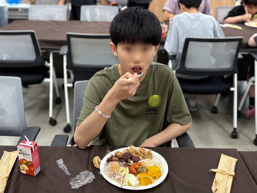 104ca95a44ec5689db097c632555e8a0_1755492370_2408.jpg